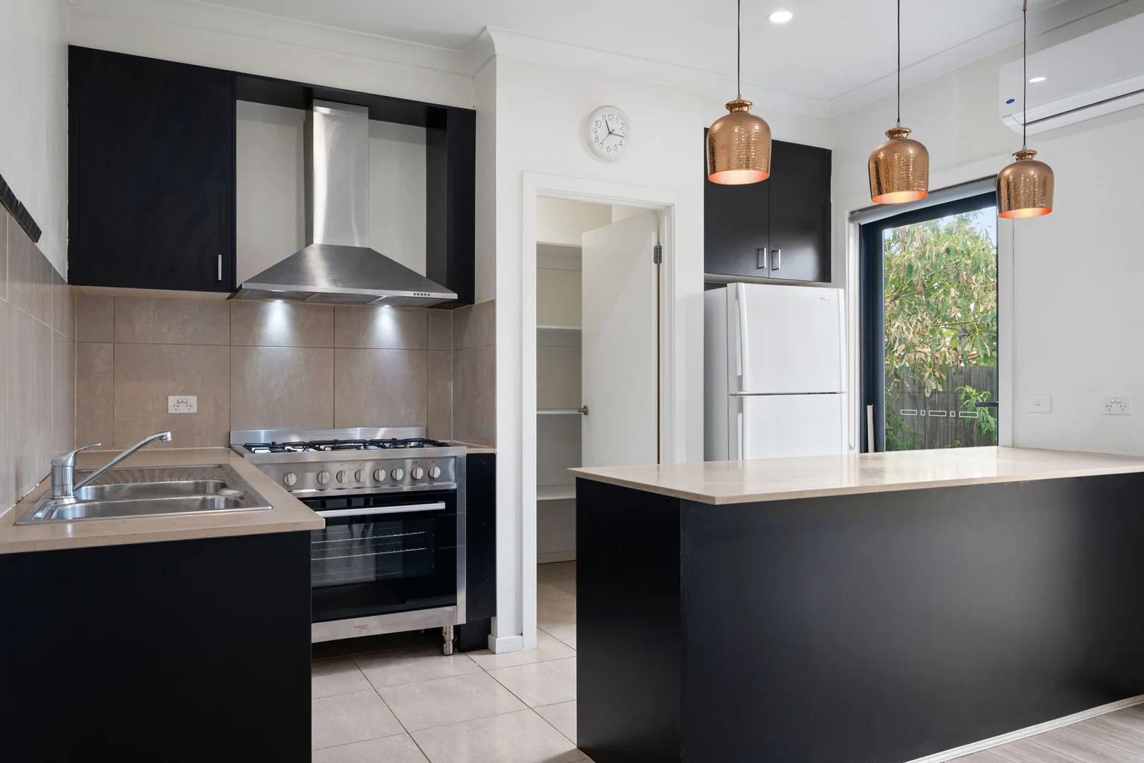 Additional image 8 of 2/9 Whipbird Close, Werribee VIC 3030