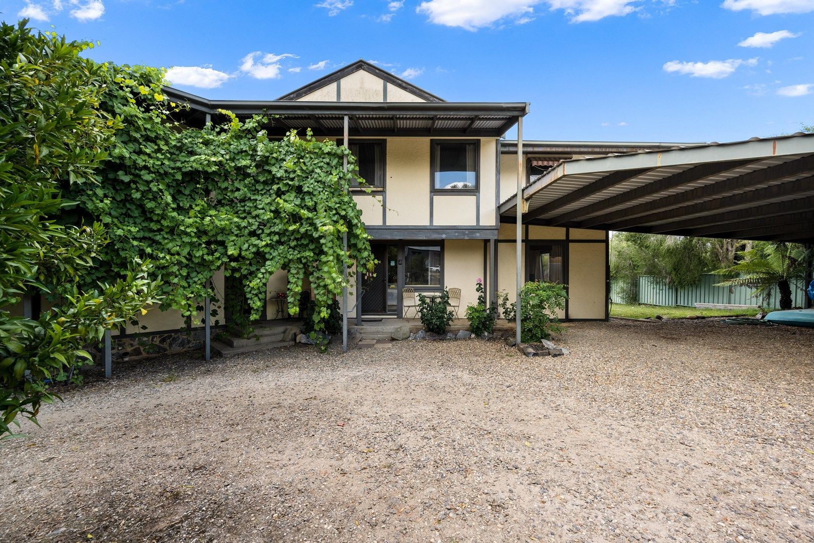 11 Hores Lane, Tawonga VIC 3697, Image 0