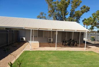 3 bedrooms Semi-Detached in 42B Searipple Road BULGARRA WA, 6714