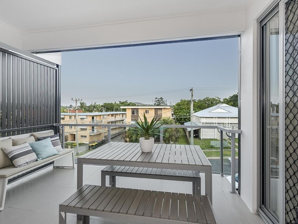 2/68 Kitchener St, Coorparoo QLD 4151 - House For Rent ...