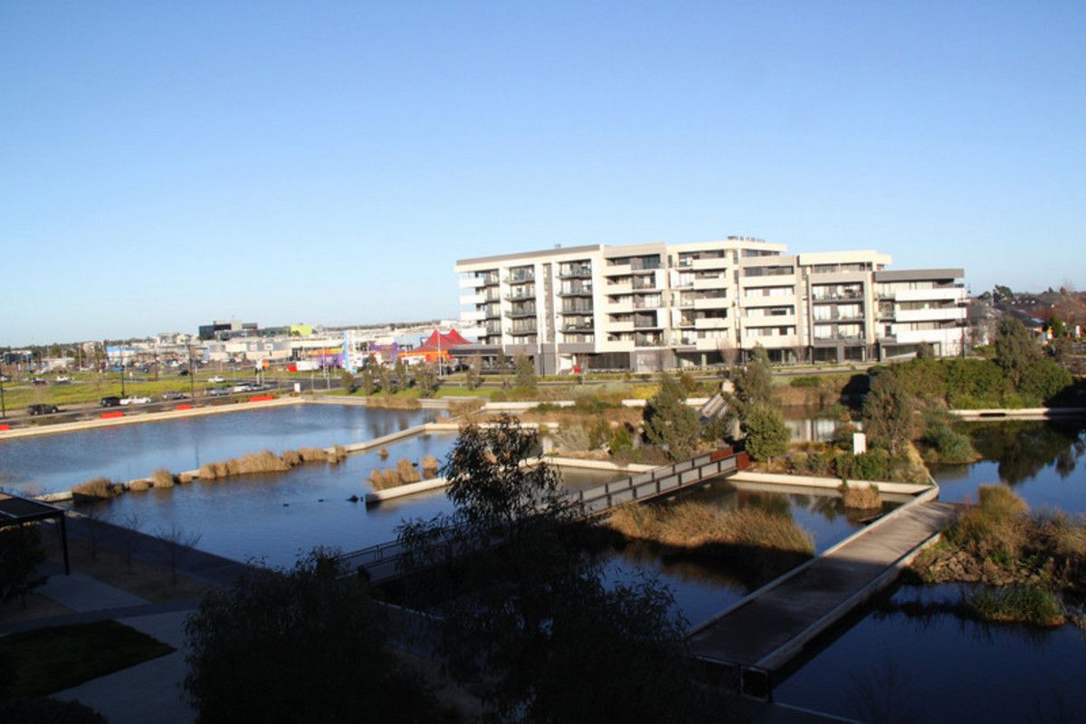 2 bedrooms Apartment / Unit / Flat in 28/2-10 Monckton Place CAROLINE SPRINGS VIC, 3023