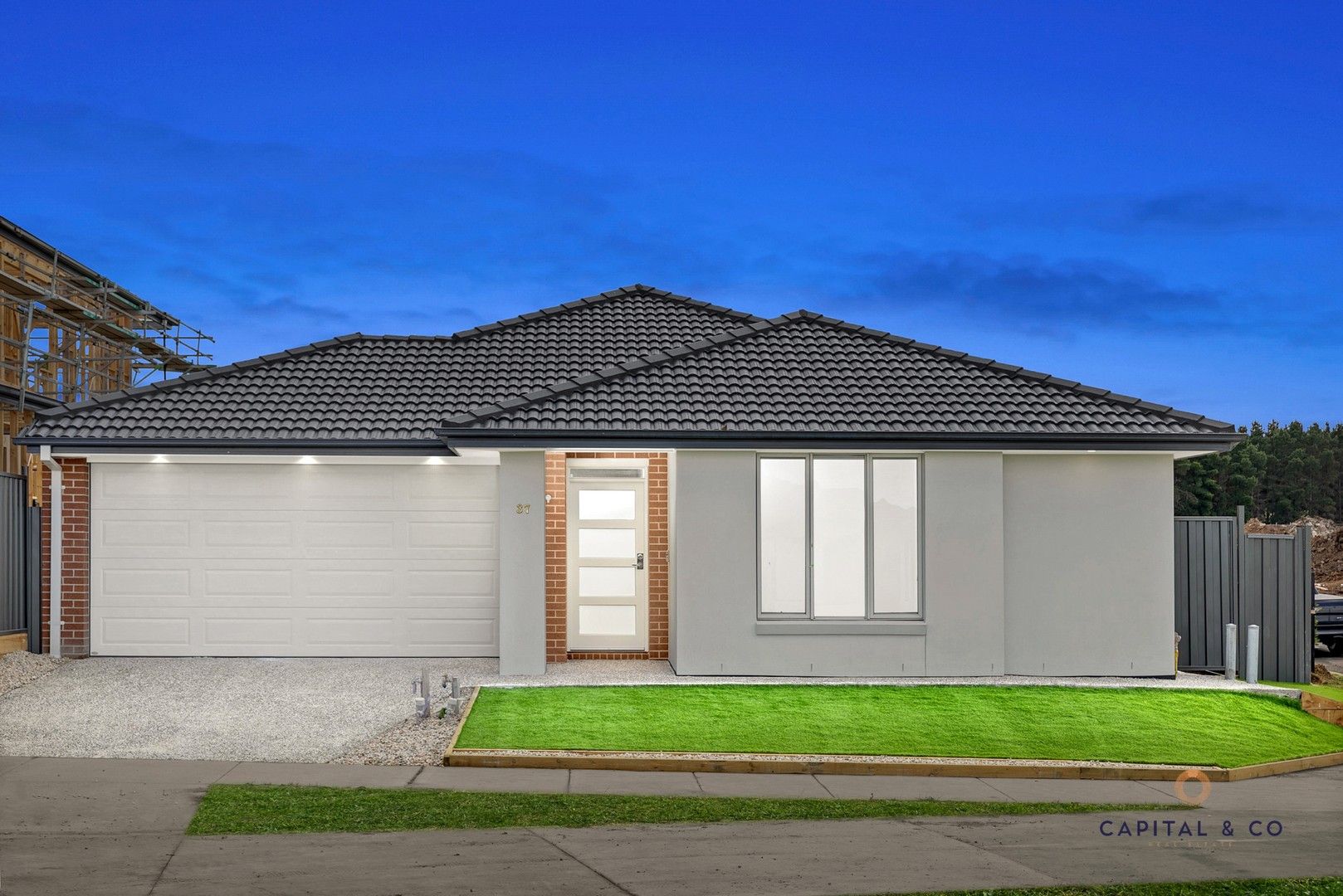 4 bedrooms House in 37 Railway Parade KALKALLO VIC, 3064