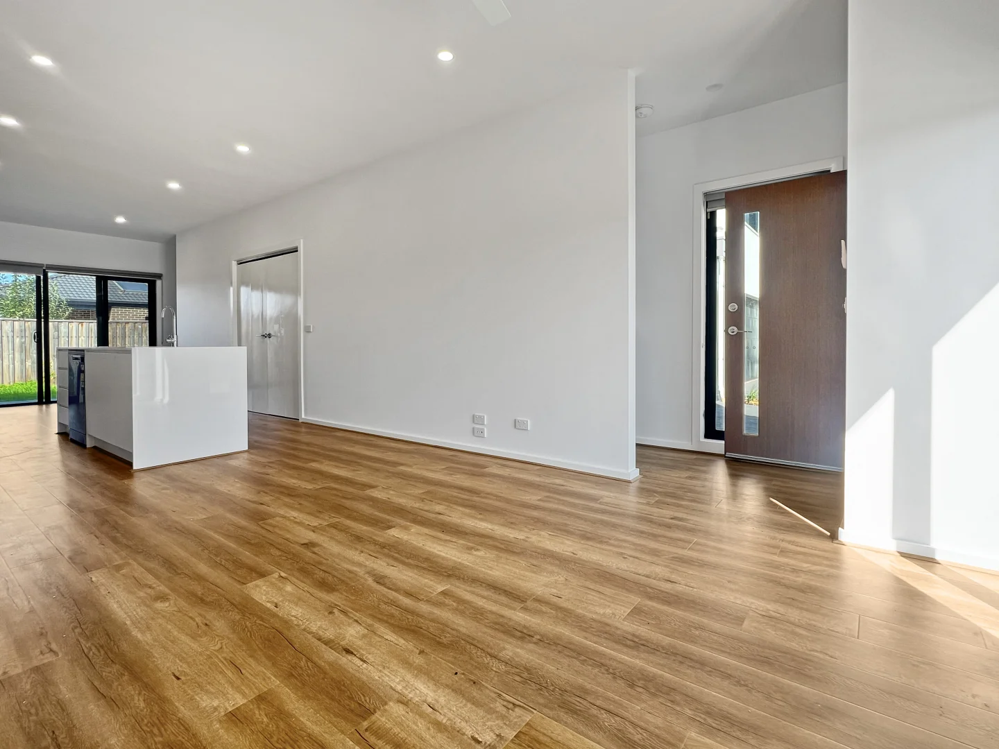 Additional image 9 of 3/33 Nash Blvd, Rockbank VIC 3335