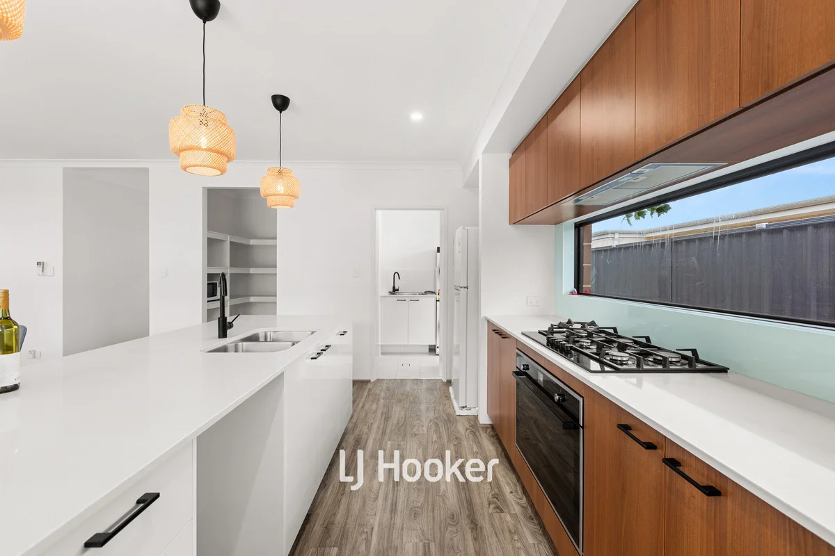 Additional image 2 of 34 Leschenaultia Loop, Yalyalup WA 6280