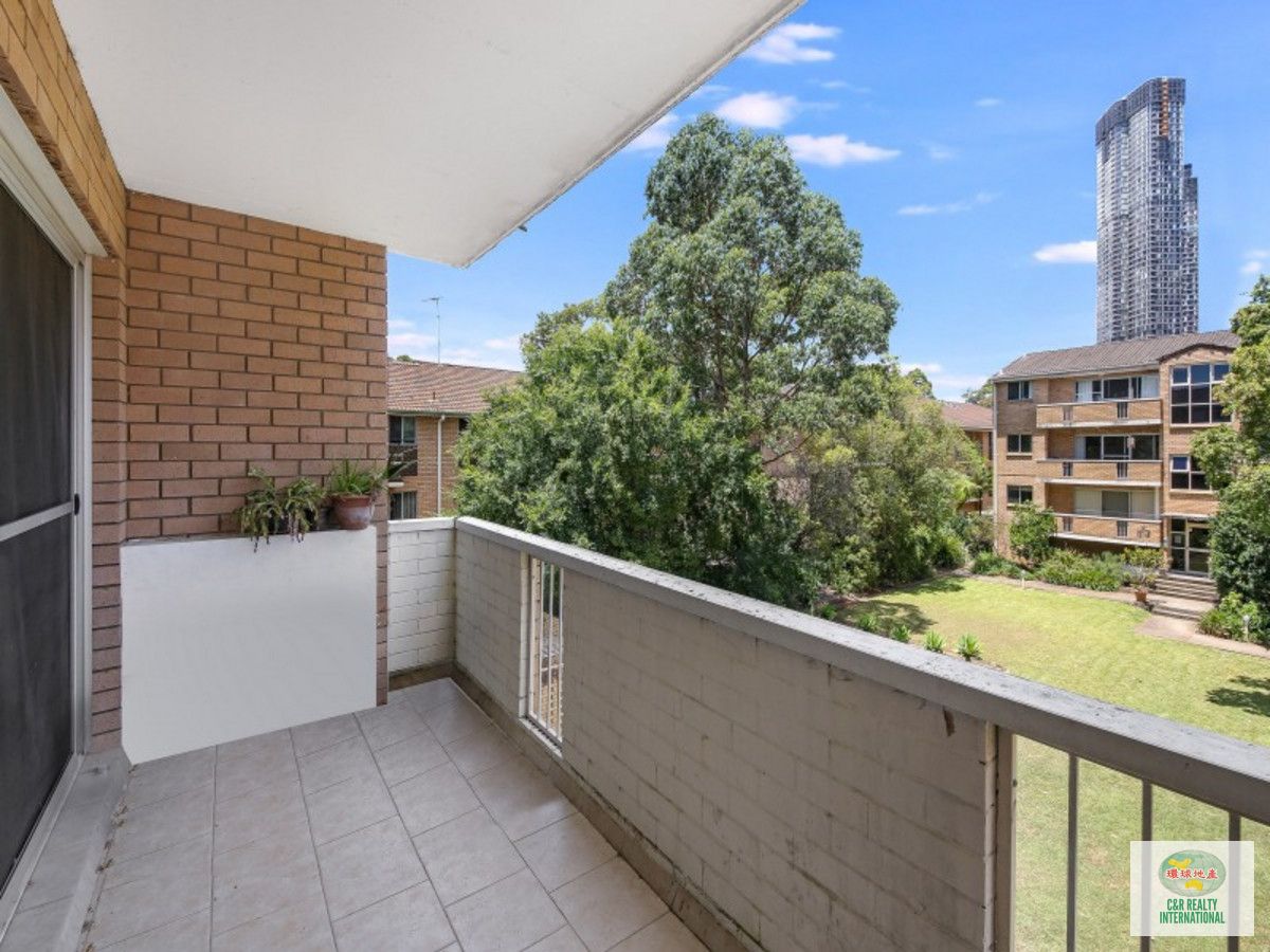 2 bedrooms Apartment / Unit / Flat in 36/10-12 Thomas Street PARRAMATTA NSW, 2150