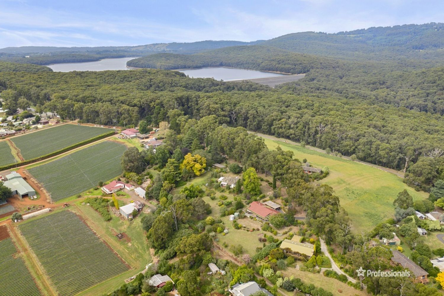 27 Henderson Hill Road, Silvan VIC 3795 Domain