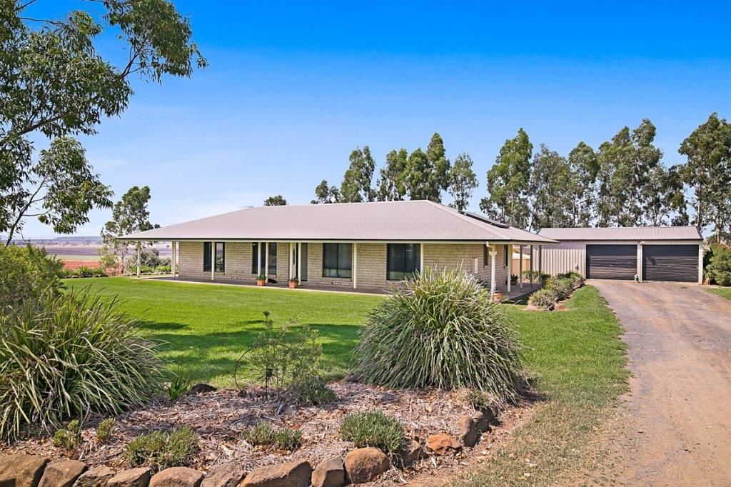 235 Oakey Crosshill Road, Oakey QLD 4401, Image 1