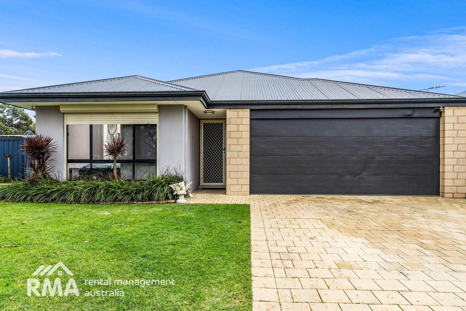 4 bedrooms House in 78 Magenta Crescent BALDIVIS WA, 6171