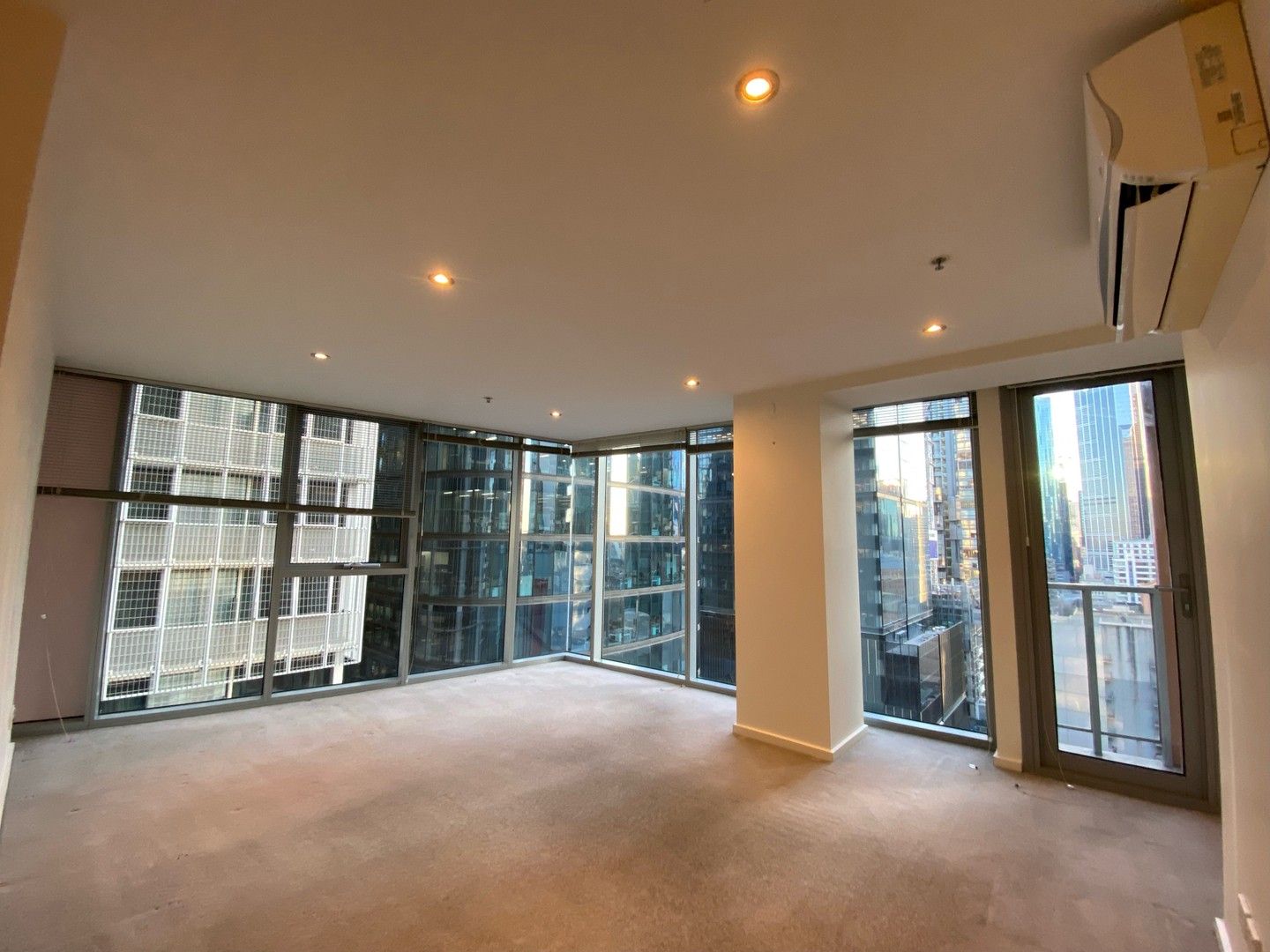 2 bedrooms Apartment / Unit / Flat in 1402/8 Exploration Lane MELBOURNE VIC, 3000