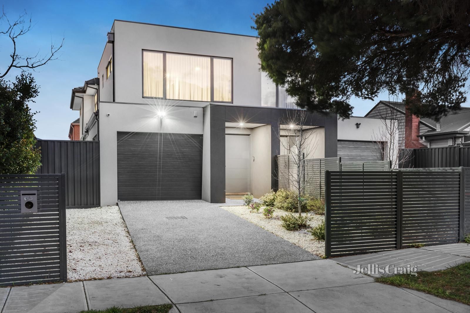 4 bedrooms Townhouse in 6B Gilmour Road BENTLEIGH VIC, 3204