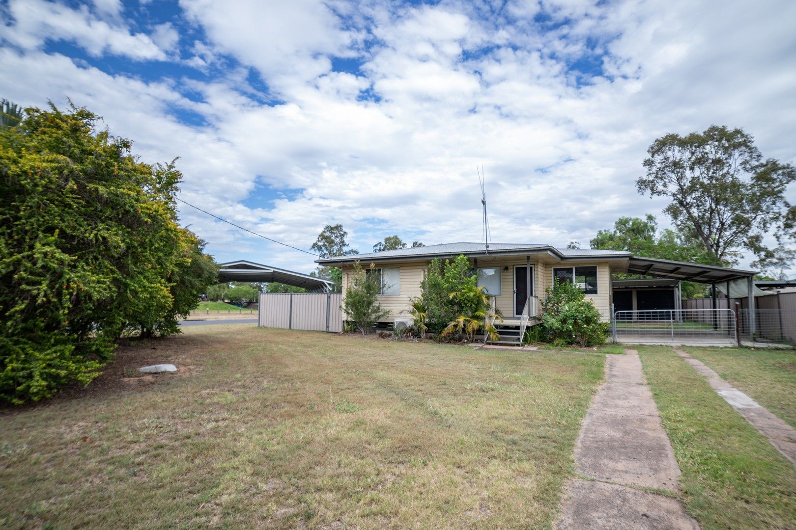 23 Armstrong Crescent, Dysart QLD 4745, Image 0