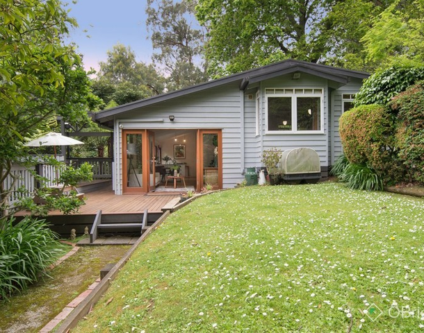 9 Wright Avenue, Upwey VIC 3158