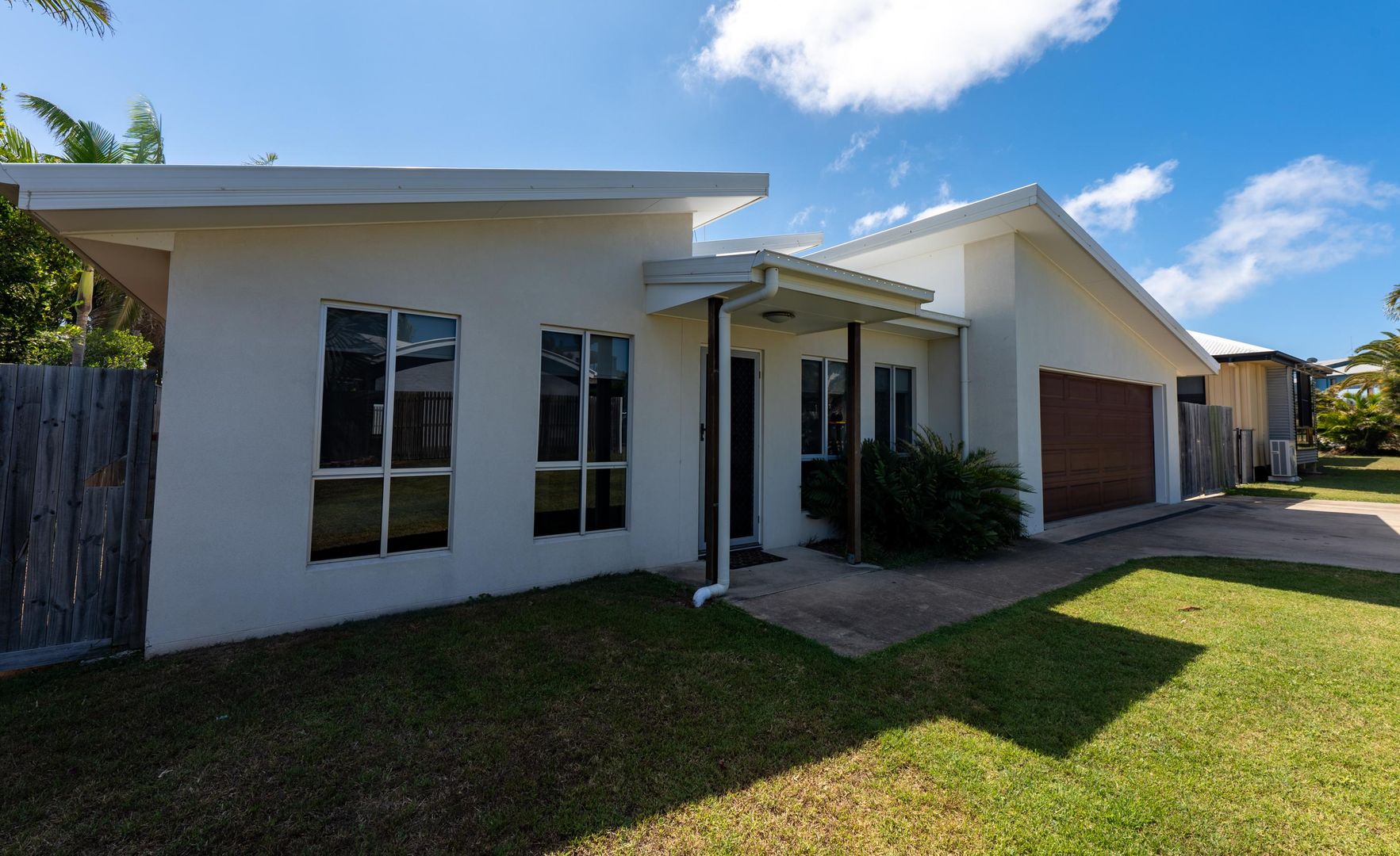 4 Coral Avenue, Agnes Water QLD 4677