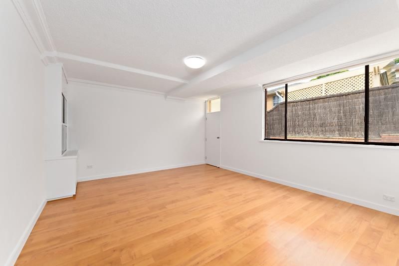 4 Kaga Place, Marsfield NSW 2122, Image 2