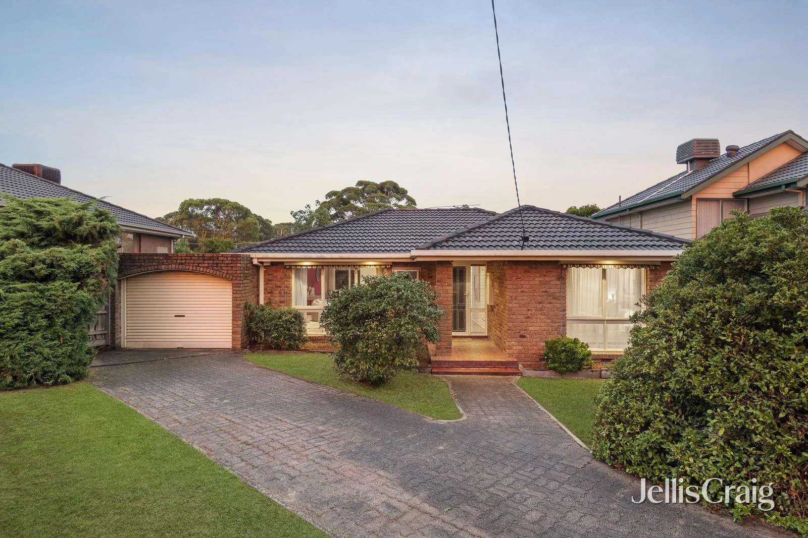 8 Dwyer Place, Greensborough VIC 3088