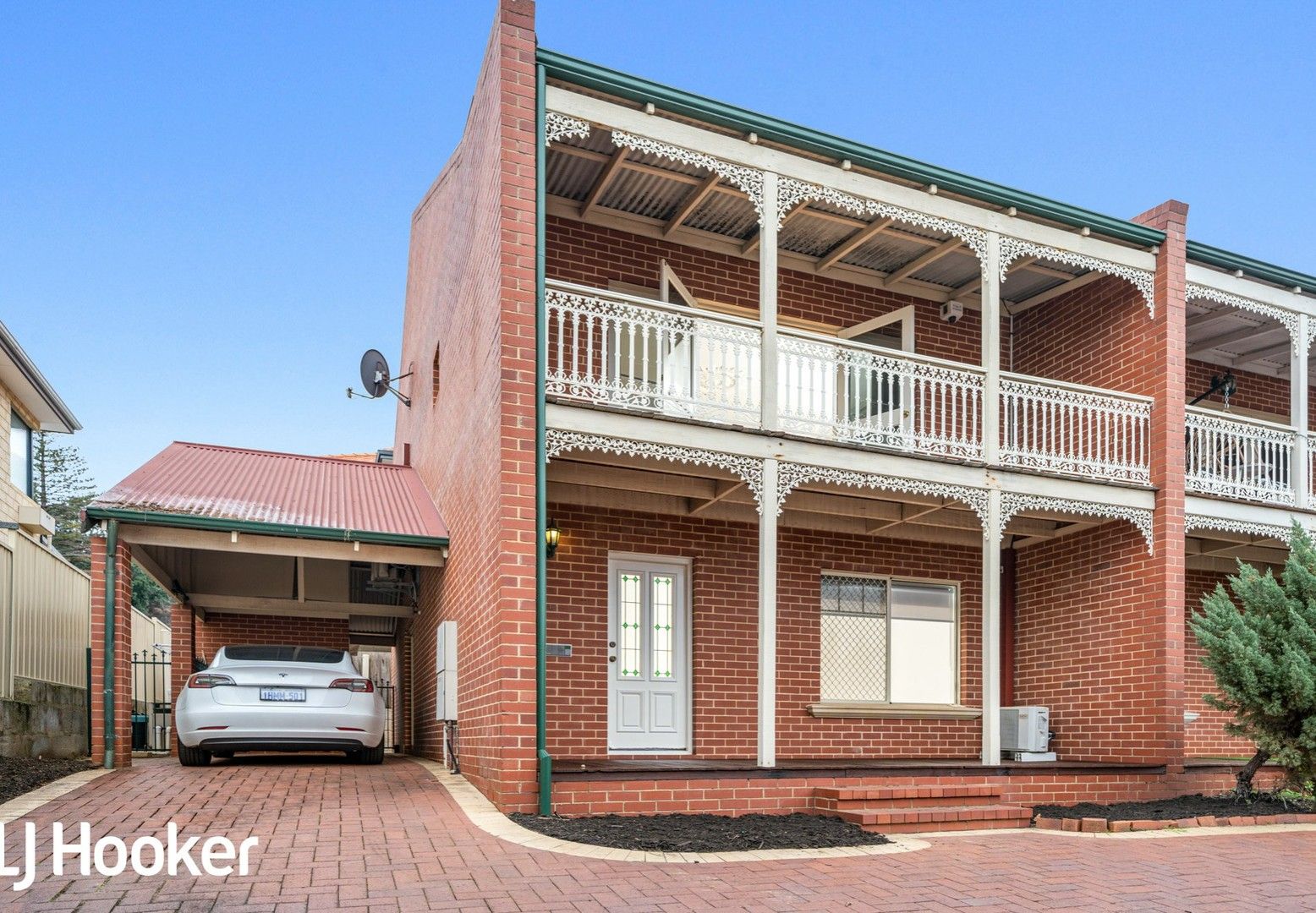 3 bedrooms Townhouse in 4/46 Harvey Street BURSWOOD WA, 6100