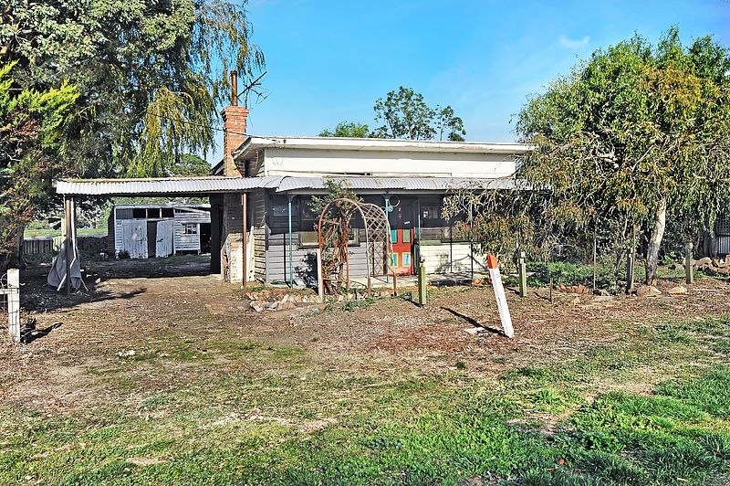 135 High Street, Learmonth VIC 3352, Image 2