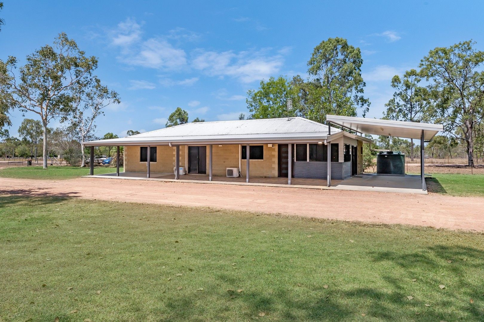 4 bedrooms House in 3 Macedon Court ALICE RIVER QLD, 4817