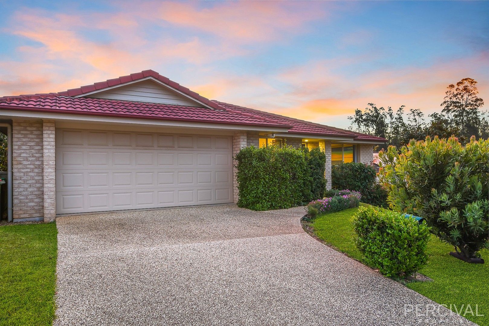 4 bedrooms House in 4 Florence Close PORT MACQUARIE NSW, 2444