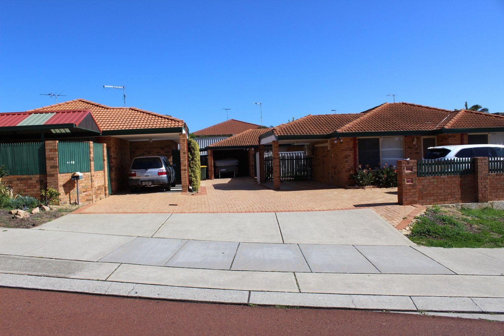 3 bedrooms Villa in 4/3 Straitsman Way CURRAMBINE WA, 6028