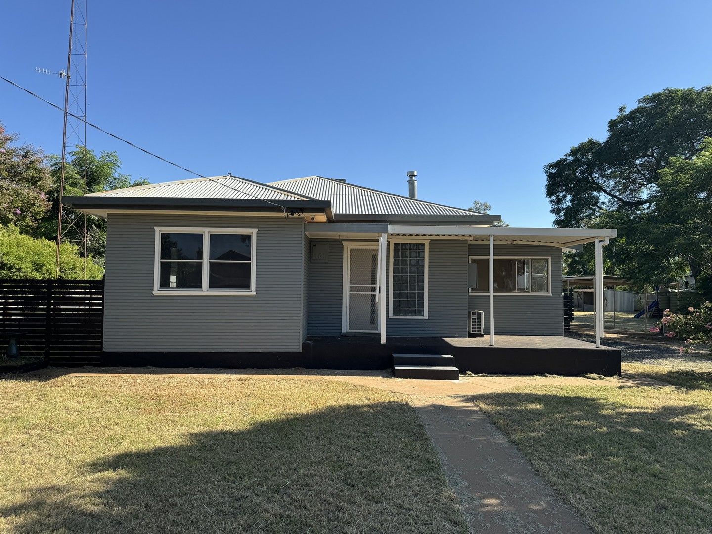 26-26A Goodwill Street, Condobolin NSW 2877, Image 0