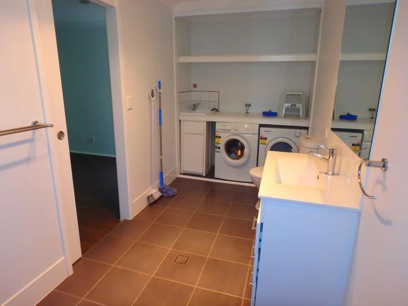 Additional image 6 of 2/8 Sydney Street, Fairfield QLD 4103