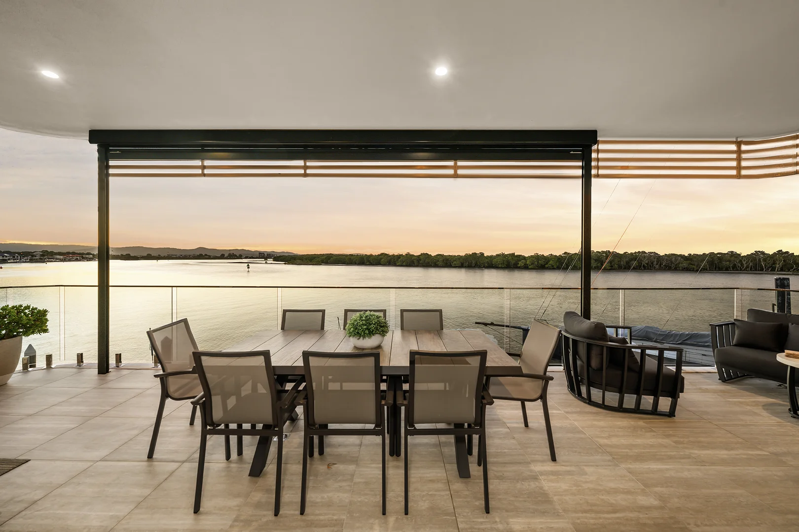 Additional image 21 of 2/4 Paradise Parade, Paradise Point QLD 4216