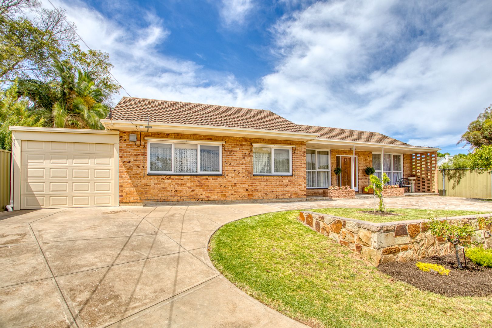 16 Chandada Street, Seaview Downs SA 5049, Image 2