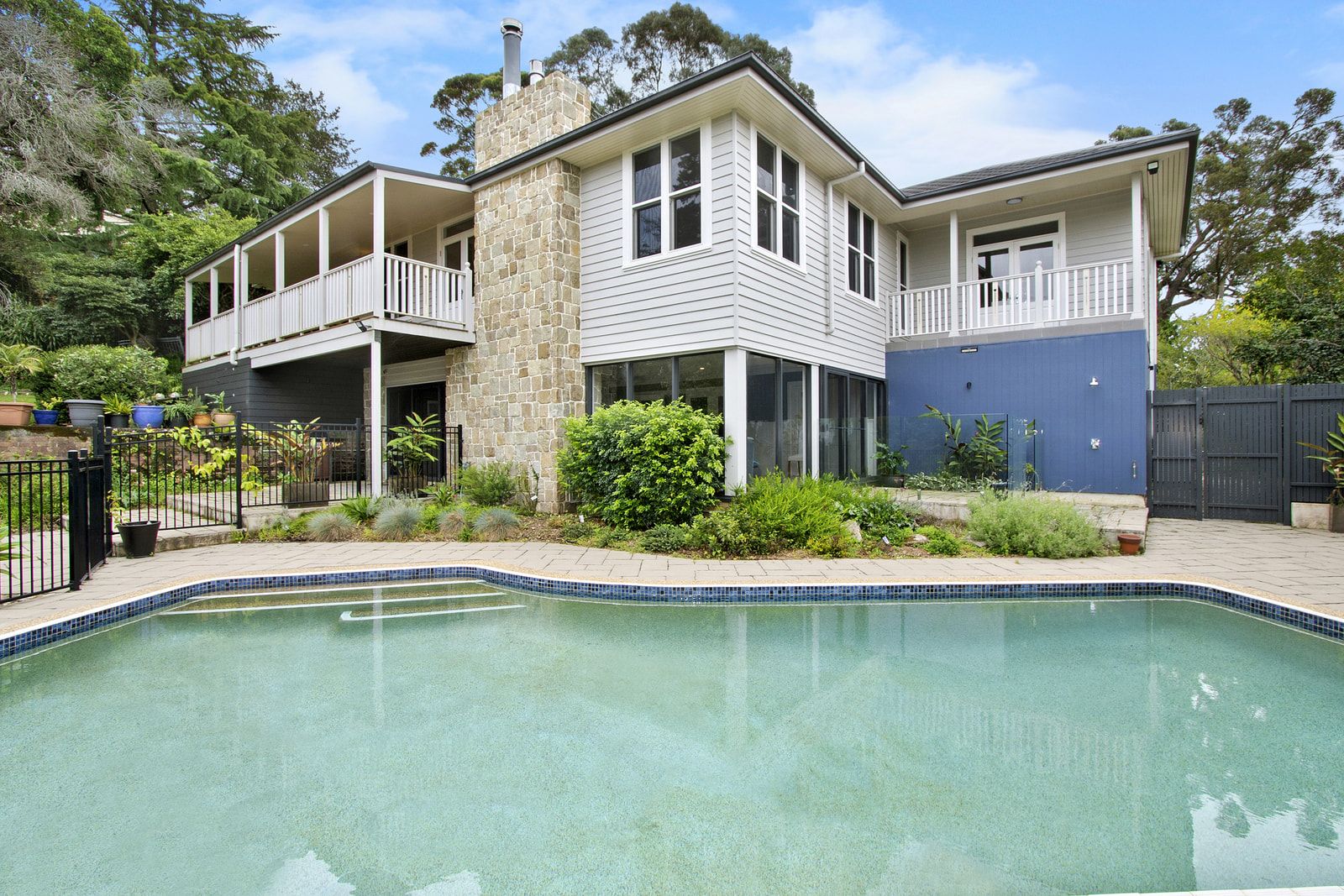 41 Warks Hill Road, Kurrajong Heights Property History & Address