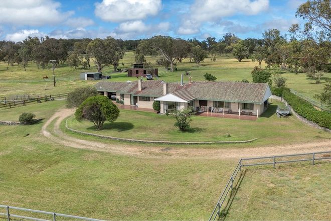 Picture of 22 Milne Road, ARMIDALE NSW 2350