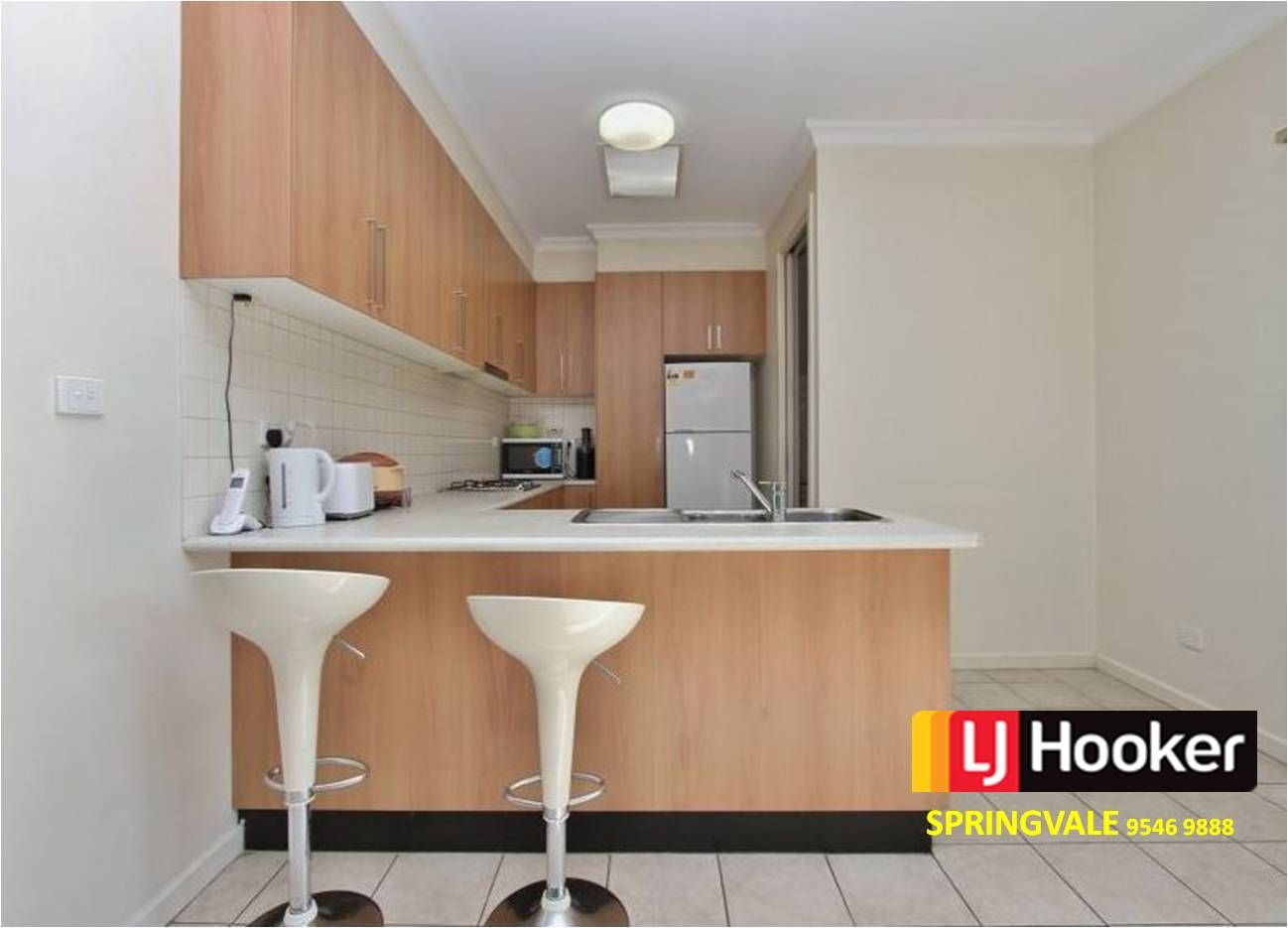 2/11 WHITWORTH AVE, Springvale VIC 3171, Image 2