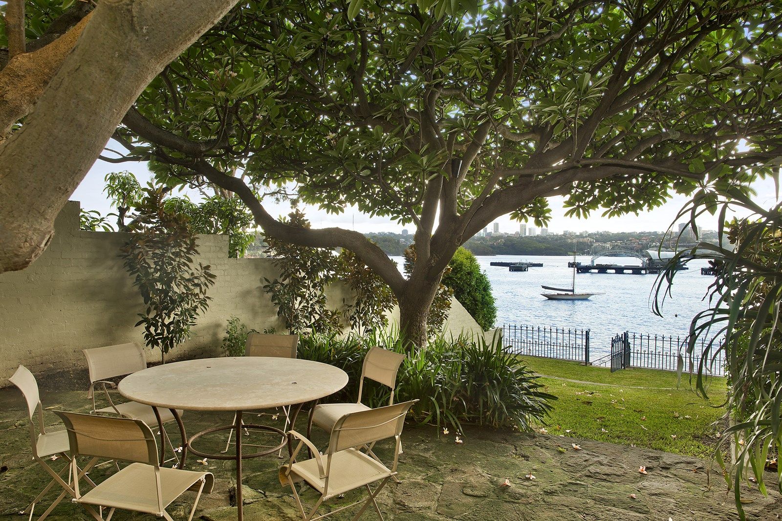 15B Wharf Road, Birchgrove NSW 2041, Image 2