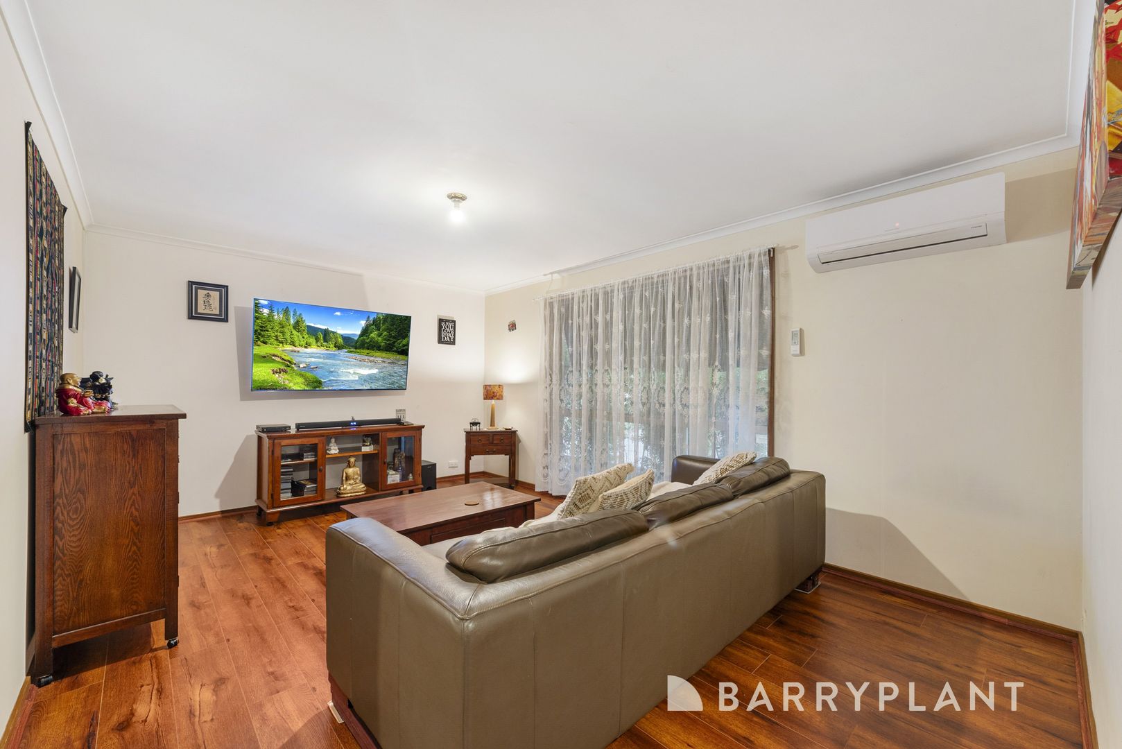 4/10 Station Road, Melton South VIC 3338, Image 2