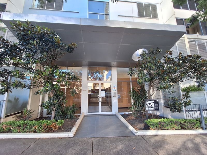 1 bedrooms Apartment / Unit / Flat in 408B/10-16 Marquet Street RHODES NSW, 2138