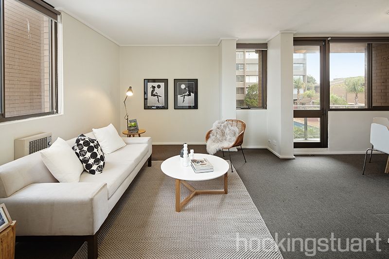 10/343 Beaconsfield Parade, St Kilda West VIC 3182, Image 2