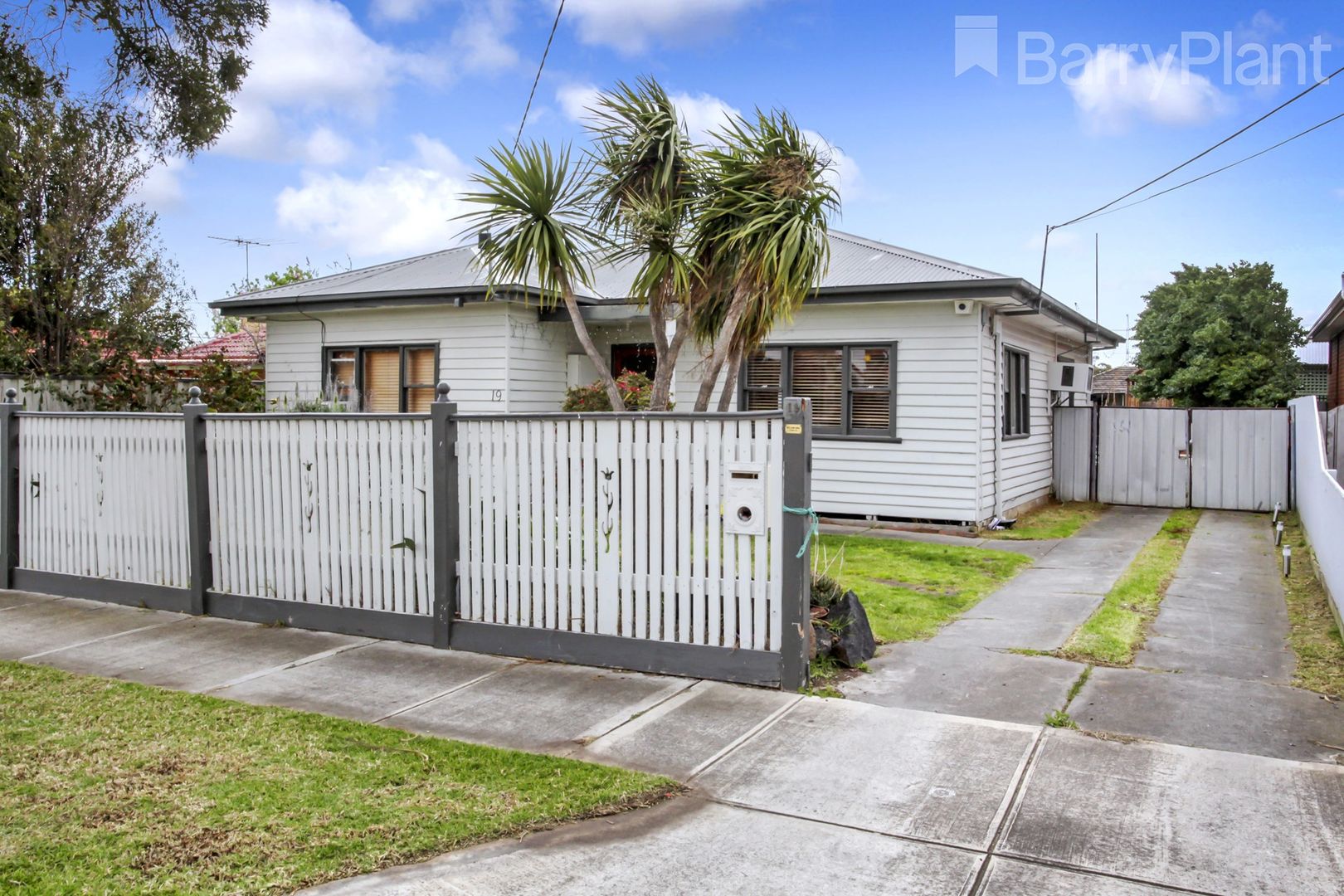 19 Ford Avenue, Sunshine North VIC 3020, Image 1