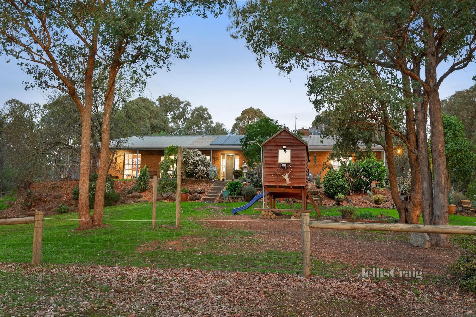 55 Halley Road, Panton Hill VIC 3759, Image 2