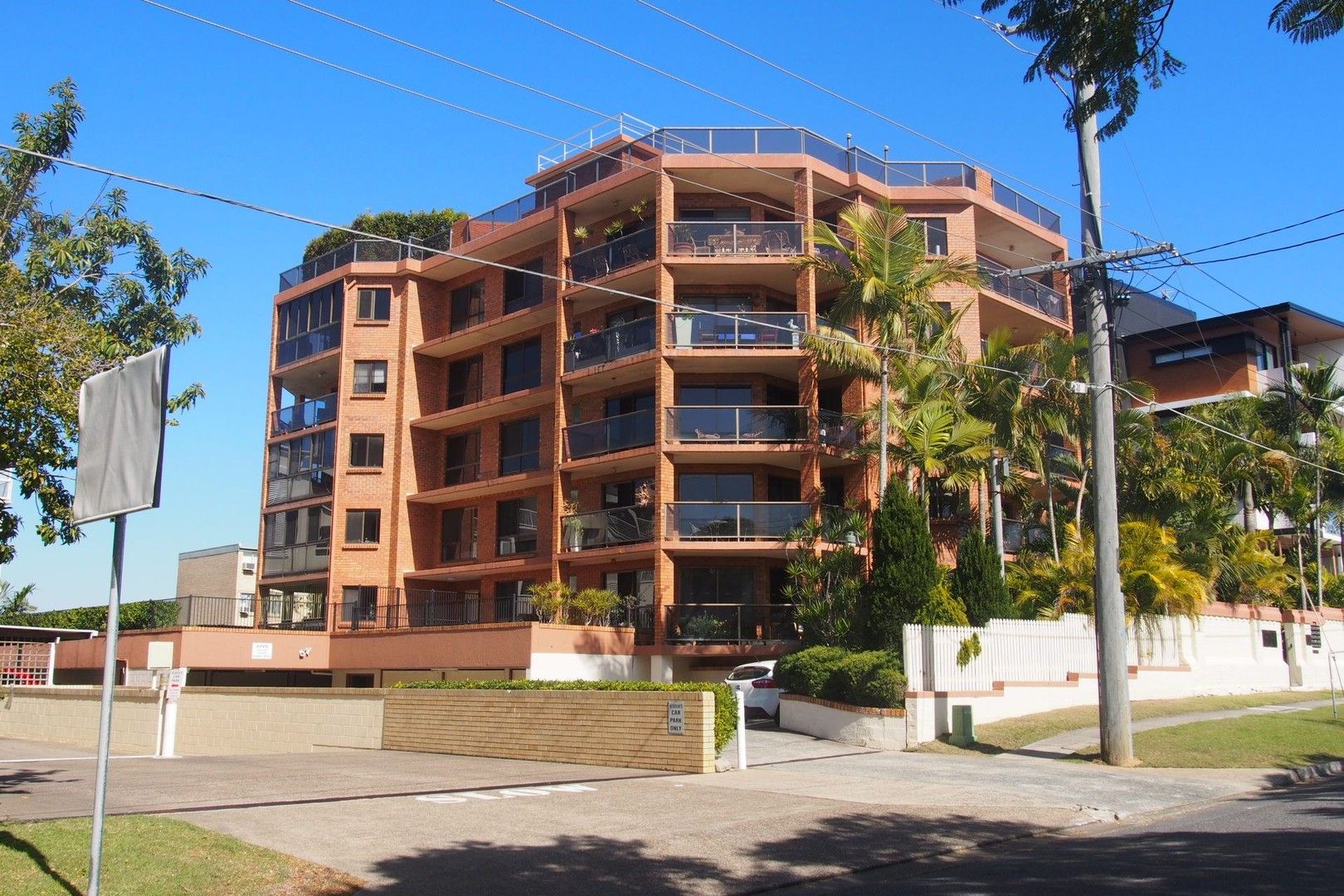 2 bedrooms Apartment / Unit / Flat in 5/18 Victoria Parade CLAYFIELD QLD, 4011