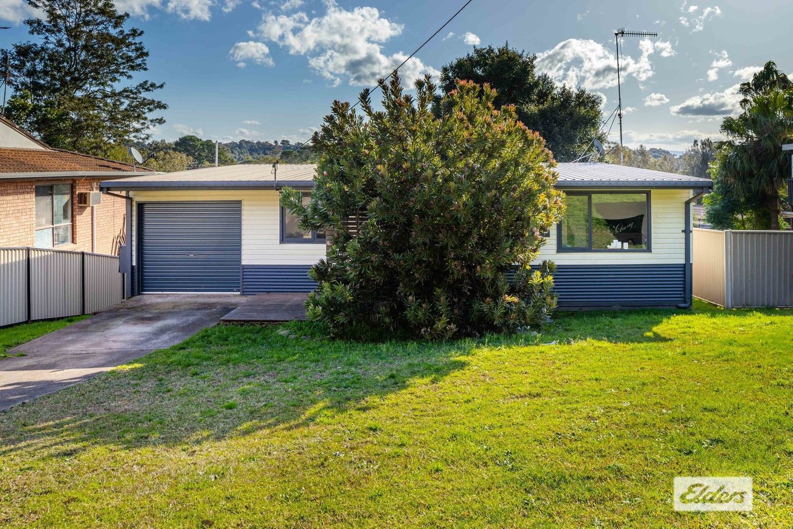 3 bedrooms House in 22 Vista Avenue CATALINA NSW, 2536