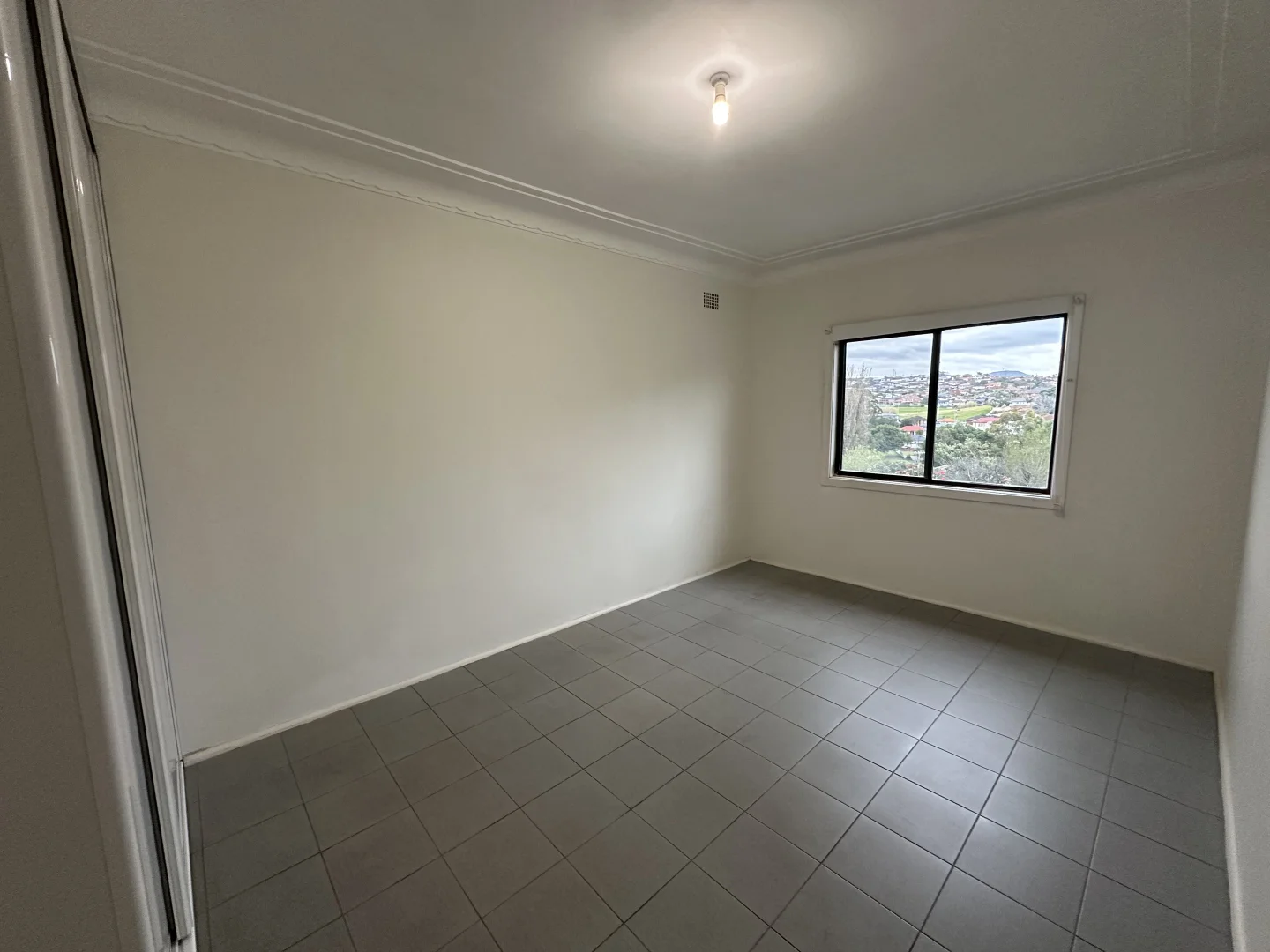 Additional image 6 of 16 Trevor Avenue, Lake Heights NSW 2502
