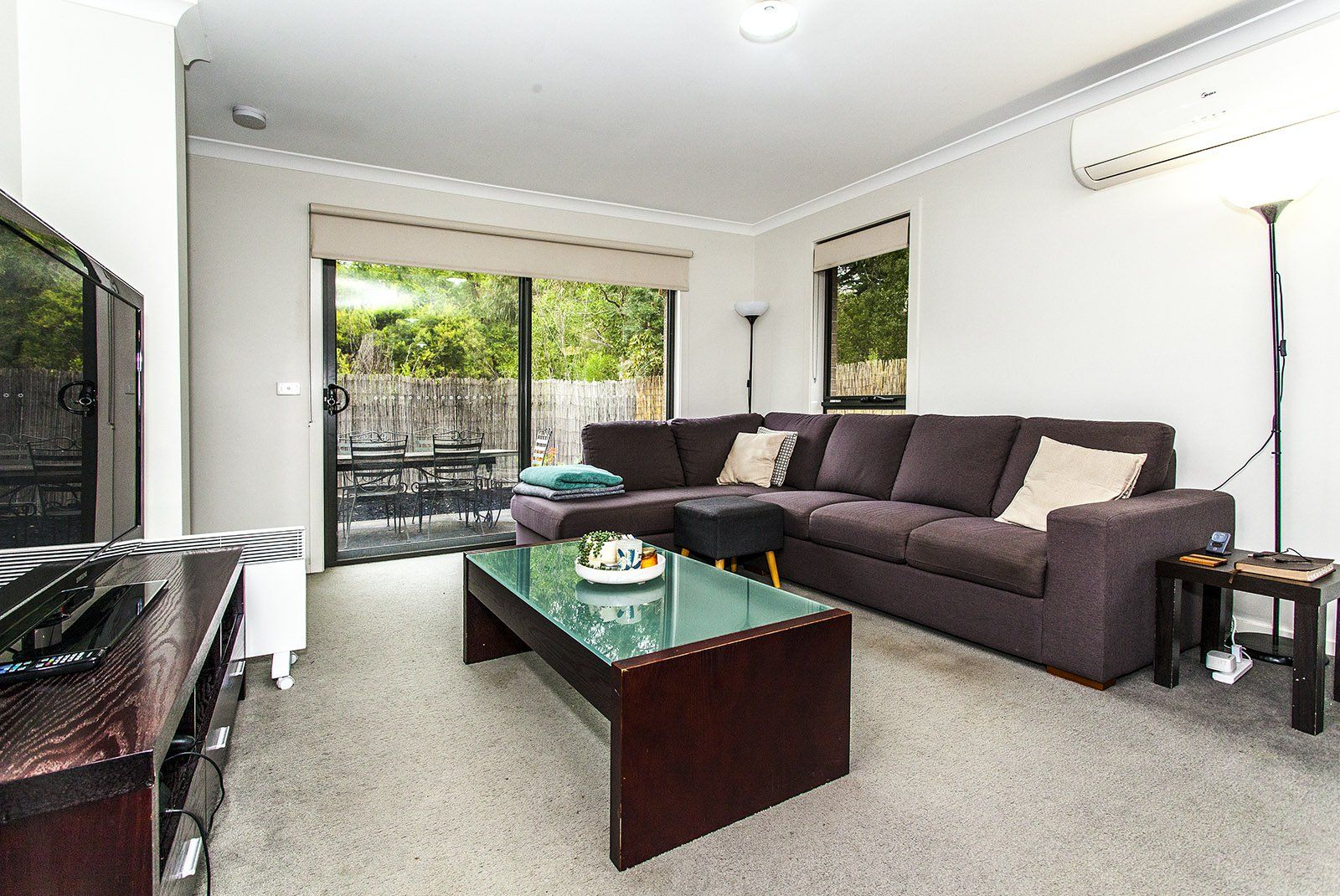 49 Spriggs Drive, Croydon VIC 3136, Image 2