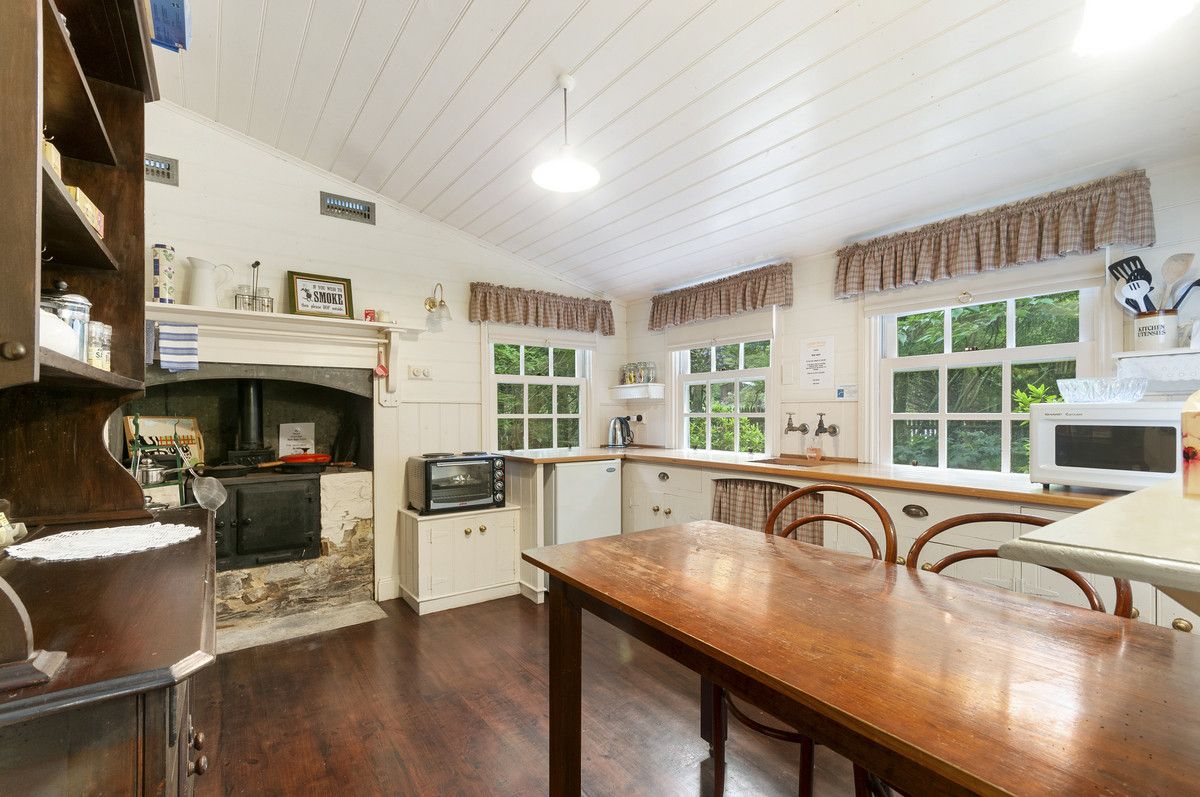 184 Main Road, Walhalla VIC 3825, Image 1