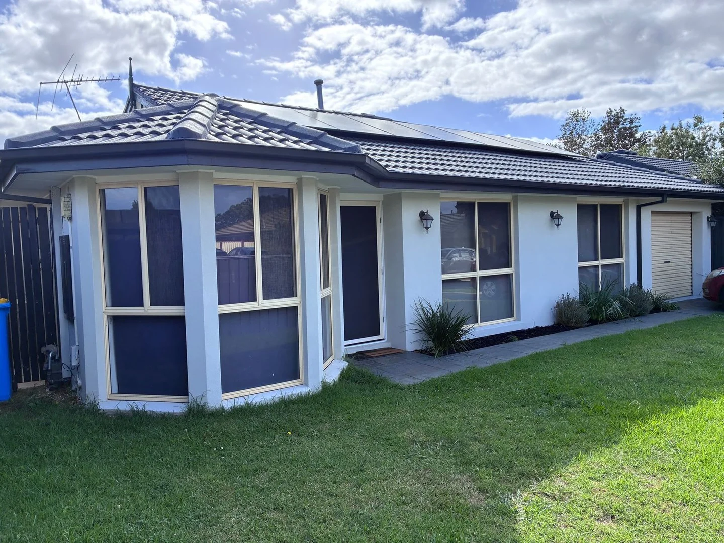 11 Crystal Gardens, Cranbourne VIC 3977