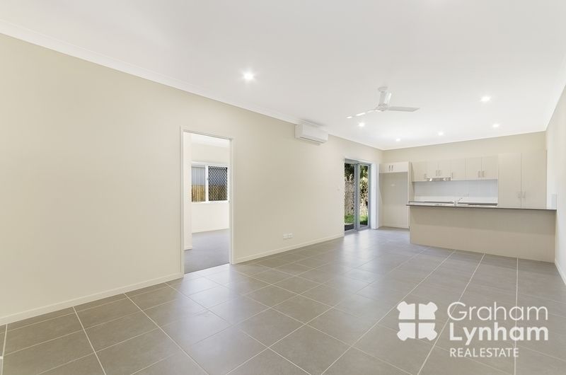 2/5 Rennot Court, Kelso QLD 4815, Image 1