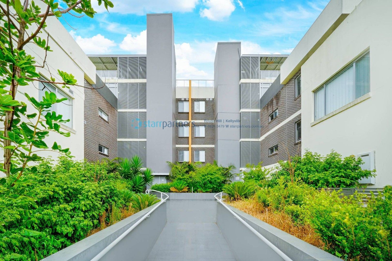 3 bedrooms Apartment / Unit / Flat in 303/5 Dunlop Avenue ROPES CROSSING NSW, 2760