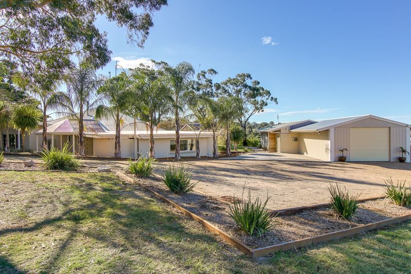 185 Hodges Estate Road, Bairnsdale VIC 3875, Image 2