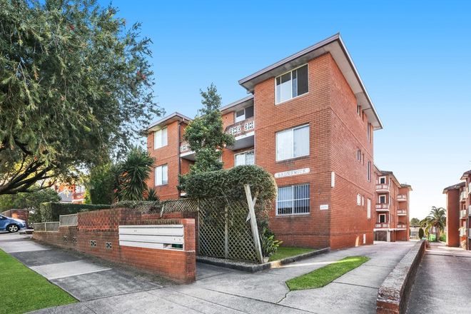 Picture of 19/7 Phillip Street, ROSELANDS NSW 2196