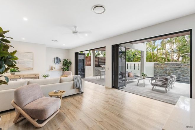 7 Seabeach Avenue Mermaid Beach 4218 - Image 5