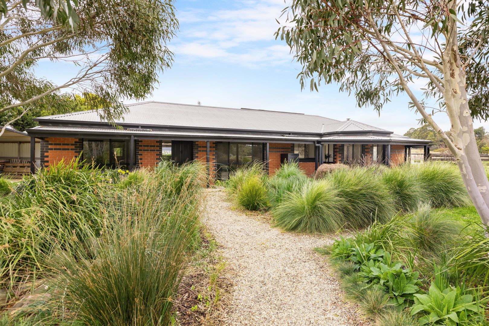 16 Parkers Lane, Woodend Property History & Address Research Domain