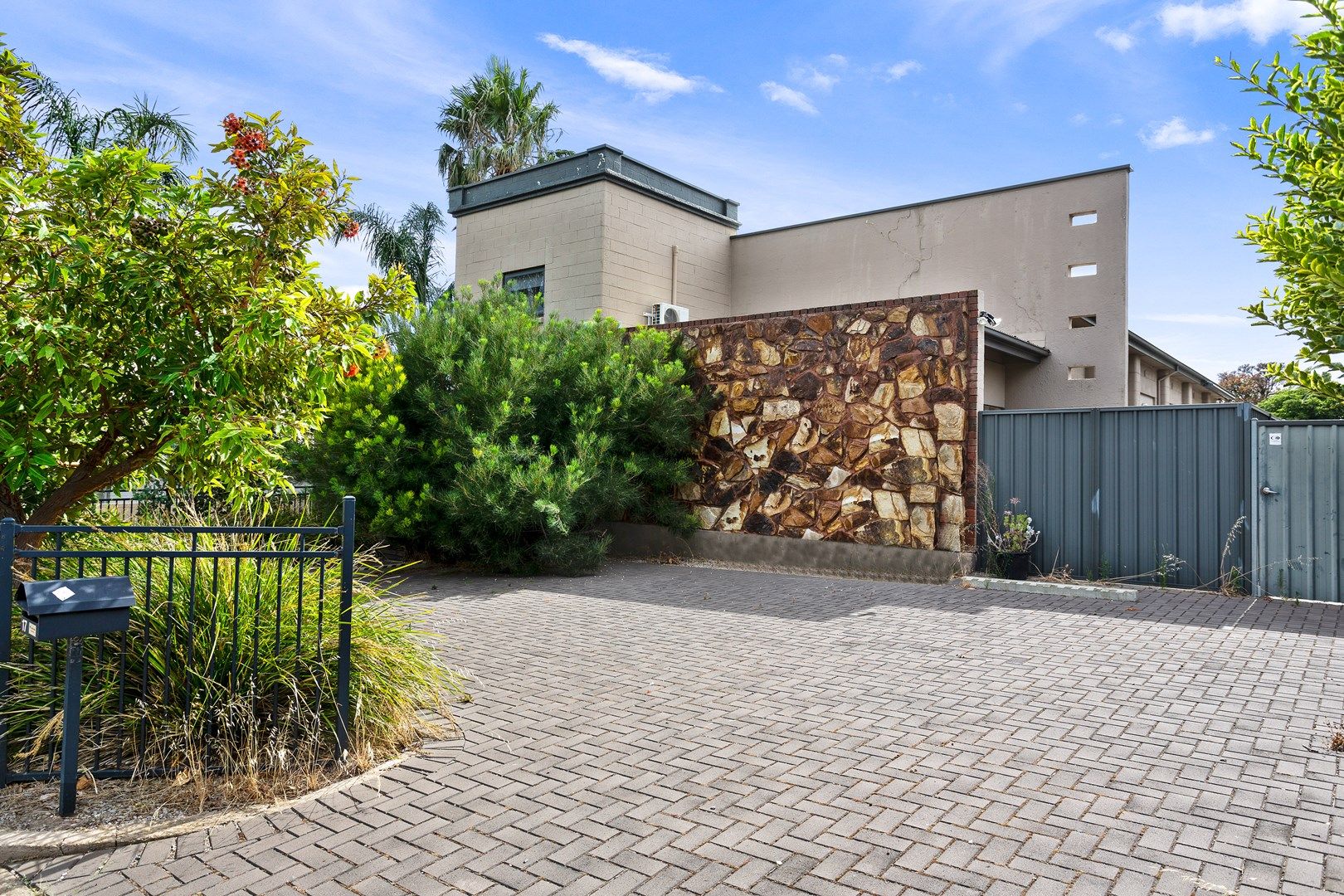 17 Davenport Terrace, Seaview Downs SA 5049, Image 0